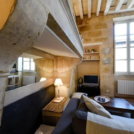 T1 Bis Au Coeur Du Vieux Apartamento