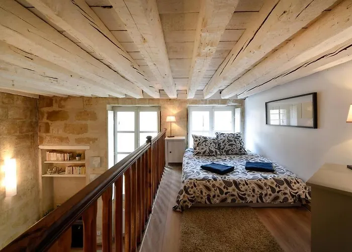 Apartamento T1 Bis Au Coeur Du Vieux Burdeos