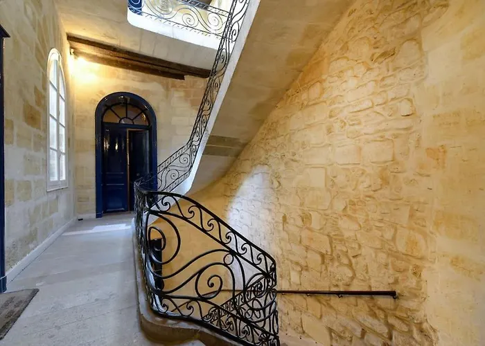 Apartamento T1 Bis Au Coeur Du Vieux Burdeos